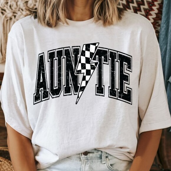 NEW Trendy Comfort Colors Soft Cotton Lightning Bolt Auntie Graphic Tee Shirt - Picture 2 of 4